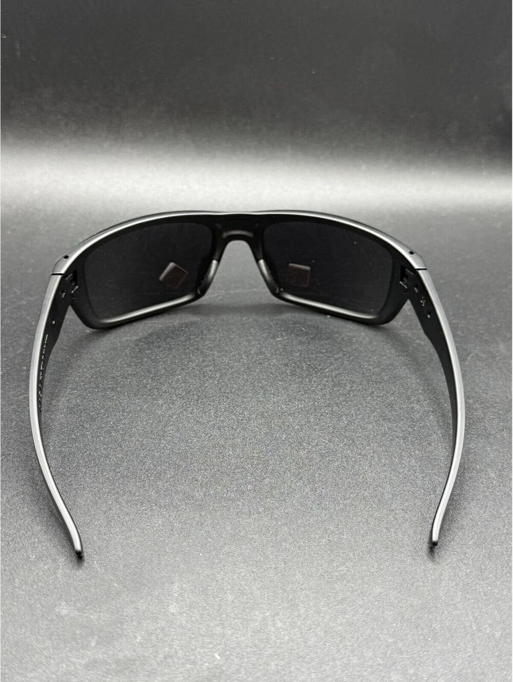 Oakley Drop Point Matte Black/Prizm Black Iridium Polarized OO9367-0860